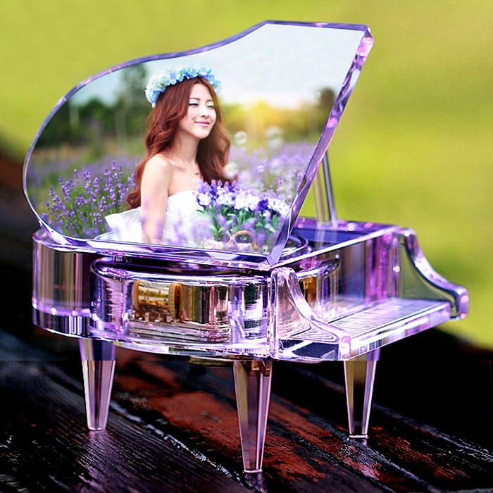 婚庆水晶钢琴音乐盒