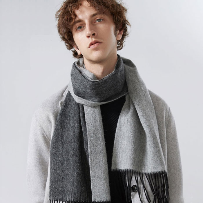 年輕人男性羊毛圍巾