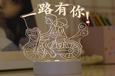 值得送女朋友的纪念品礼物