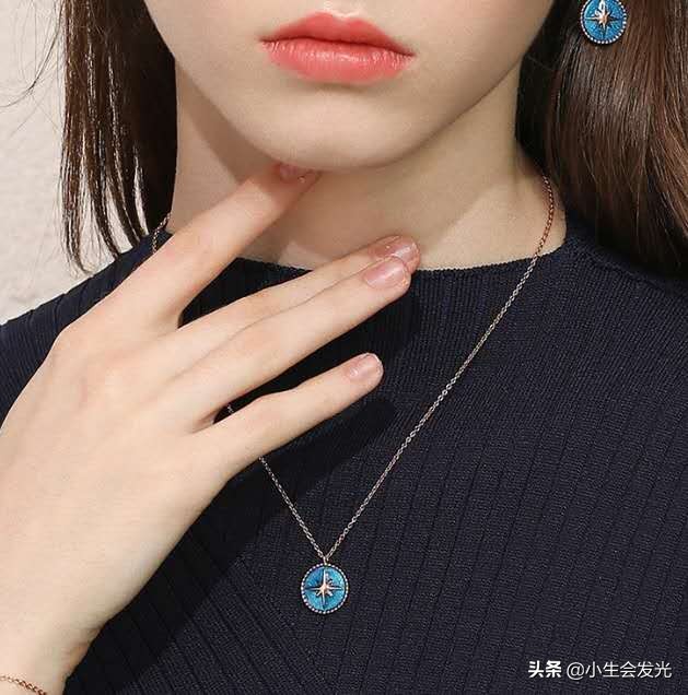 有什么有意思的礼物可以送给女友？