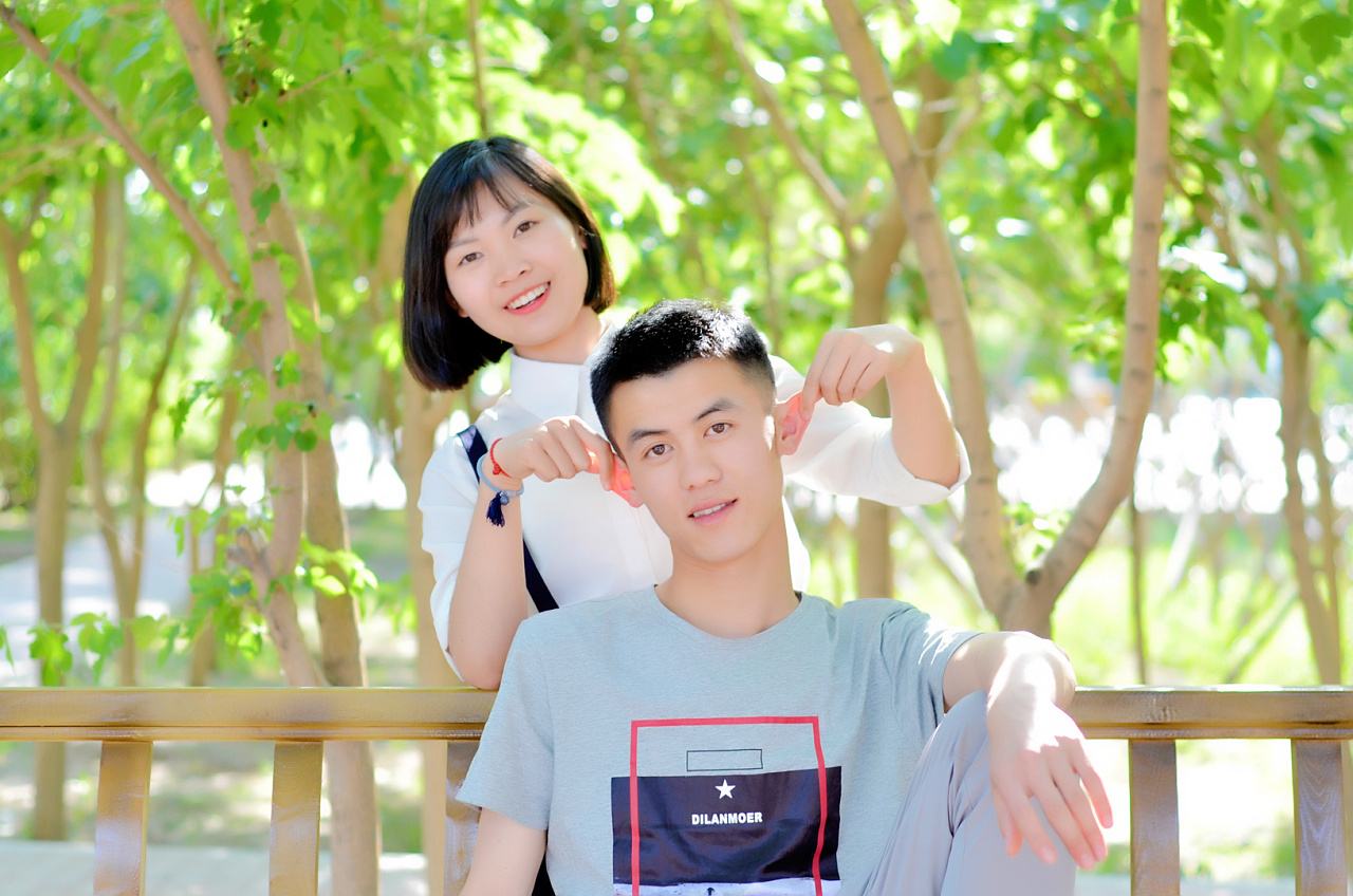女友找到第一份工作送什么花最适合祝福？