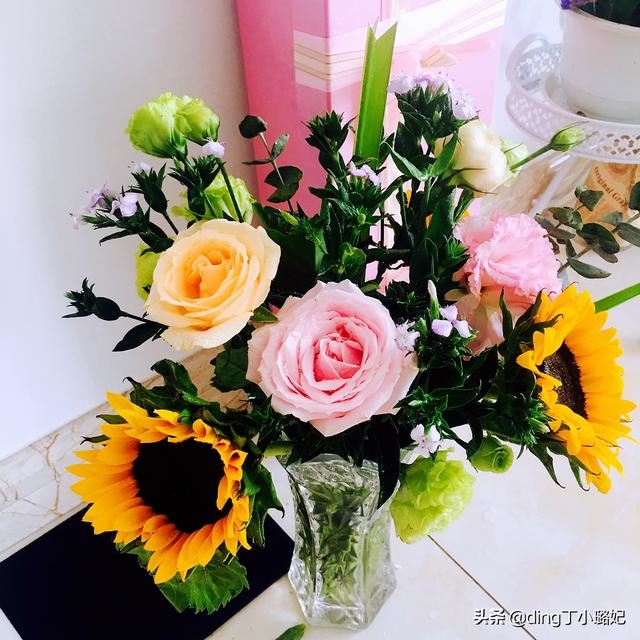 普通女性朋友过生日送什么礼物好？