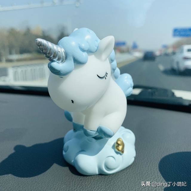 普通女性朋友过生日送什么礼物好？