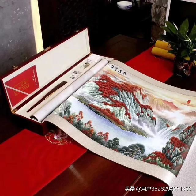 在单位怎么给上级领导送礼技巧？