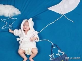 孩子满月送什么礼物好？