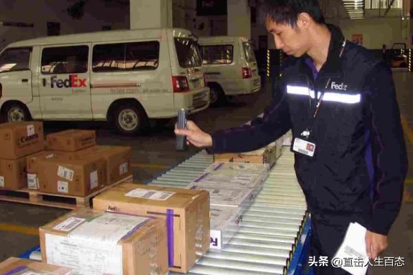 取快递都是免费的，快递驿站到底靠什么挣钱？
