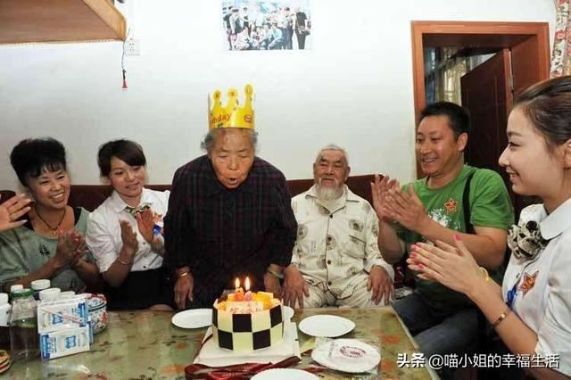 婆婆过生日送什么礼物比较好呢？