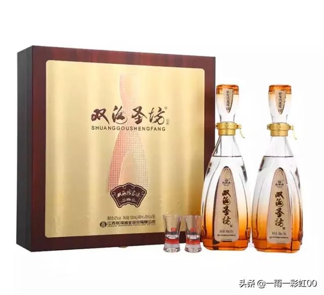 想送两瓶白酒，100-200元能买哪种好点的酒？