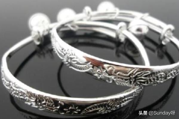 母亲节送点什么给妈妈好？