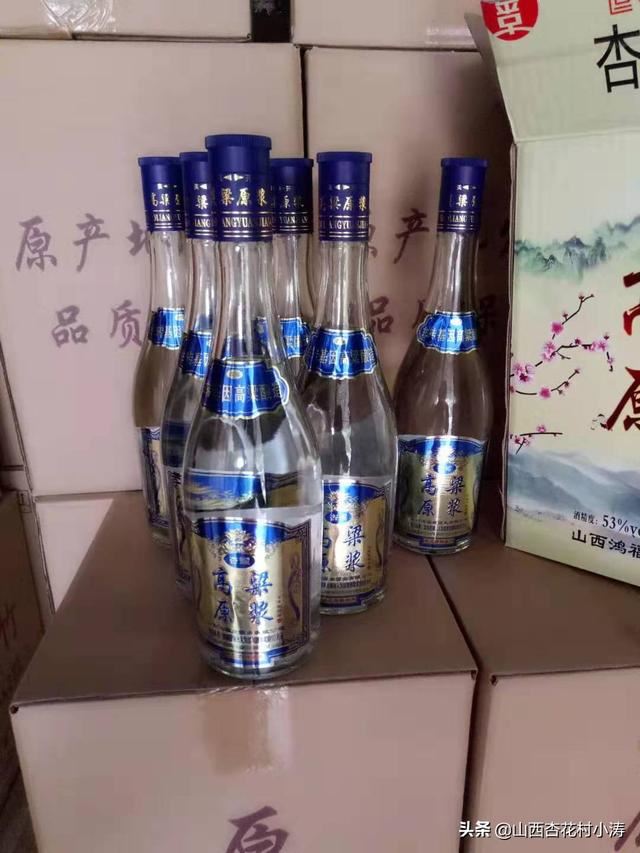 想在一百到两百之间买一箱白酒送人。买什么酒好？