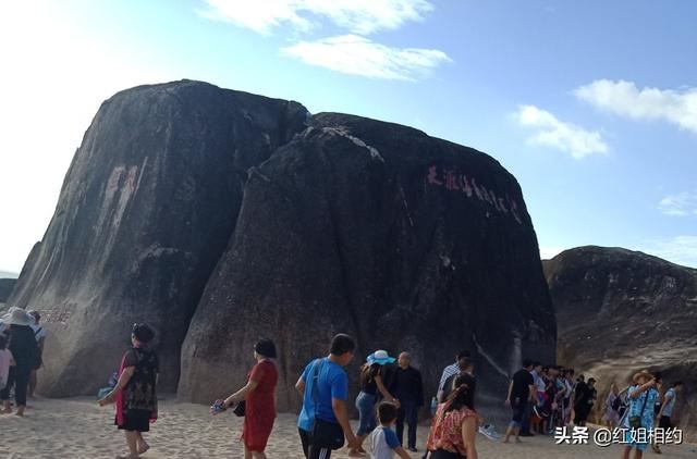 去海南旅游应该必备哪些东西啊？