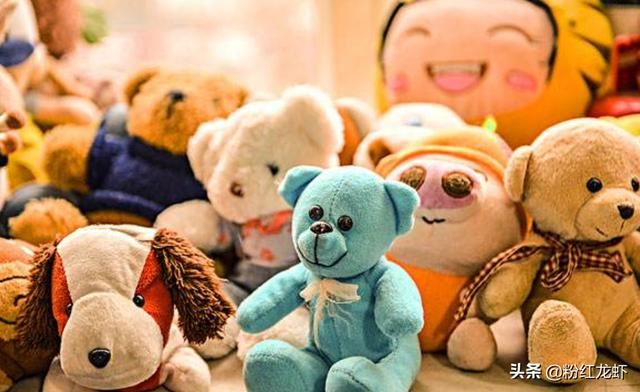 孩子满月送什么礼物比较好？