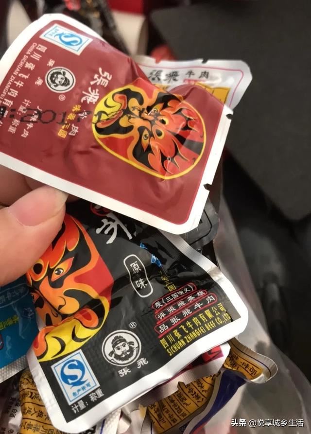 成都有什么特产，成都买特产去哪又正宗又便宜？