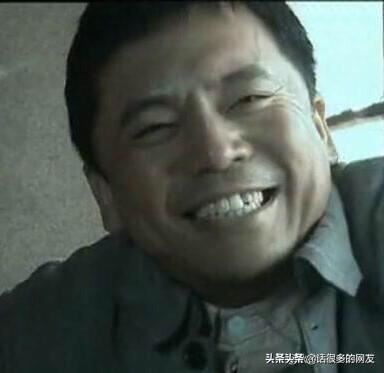 我男友喜欢詹姆斯和打篮球，他生日我送什么好呢？