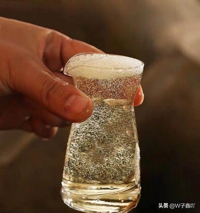 哪种白酒好喝？要300元以上1000元以下的，哪位朋友帮帮忙？