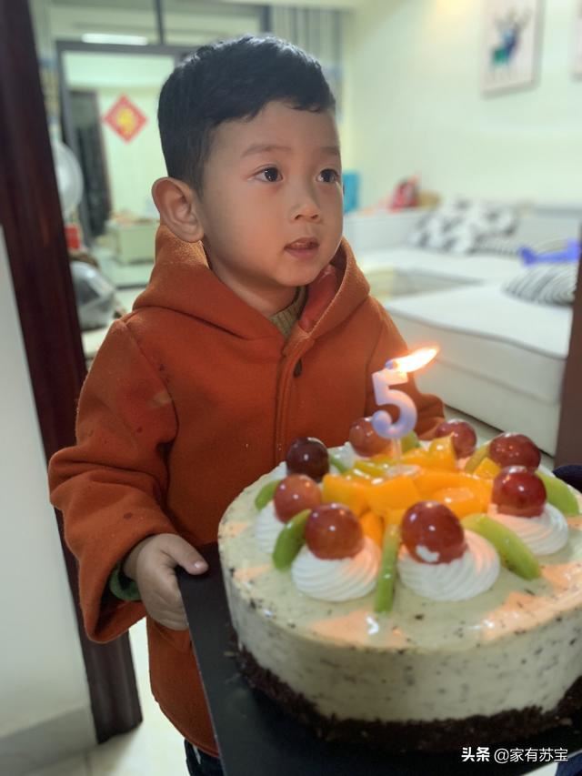 四年级男同学过生日送什么礼物好？