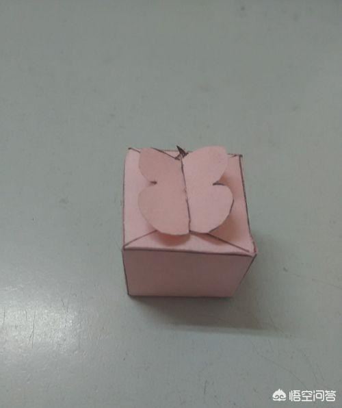 母亲节手工礼品包装盒的制作方法？