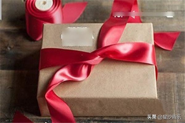 礼品包装蝴蝶结打法？