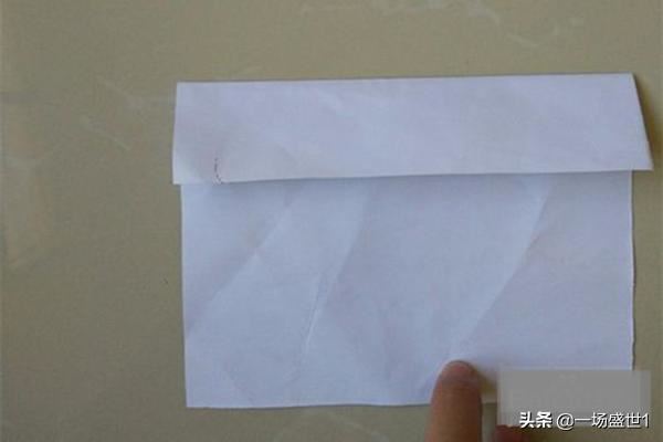 纸玫瑰花的折法，送给母亲的礼物？