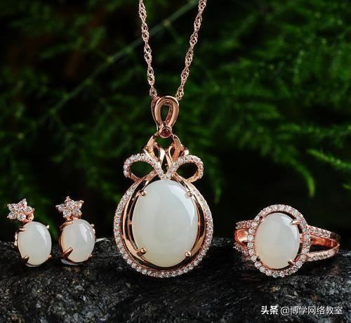 回答师傅要结婚了,送什么好?