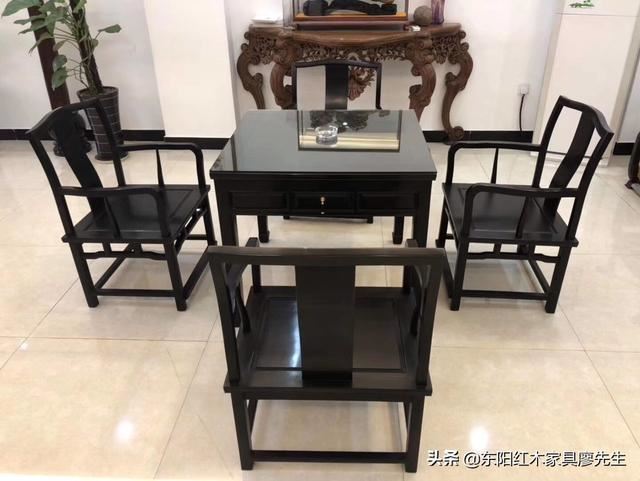 求人办事，想送一两万的东西，送什么好？