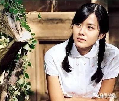 请问有什么电视剧或电影很感人的可以哭得稀里哗啦的？