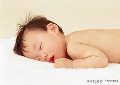 如何为刚出生的婴儿购买礼物？