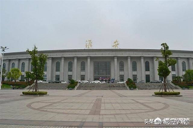 回答去西藏有什么该买的特产?