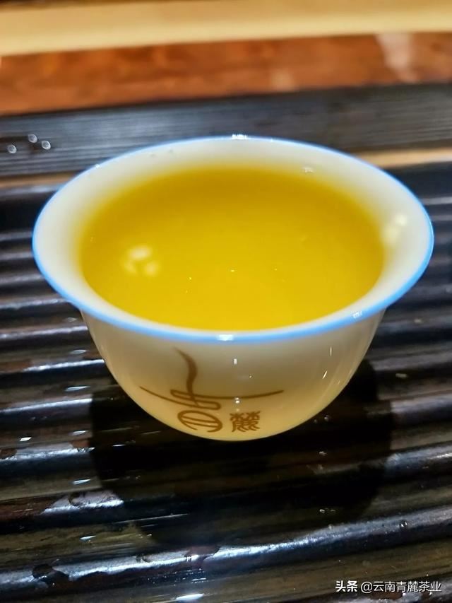 领导爱喝茶，想送点好茶叶，有没有什么高档的茶叶？