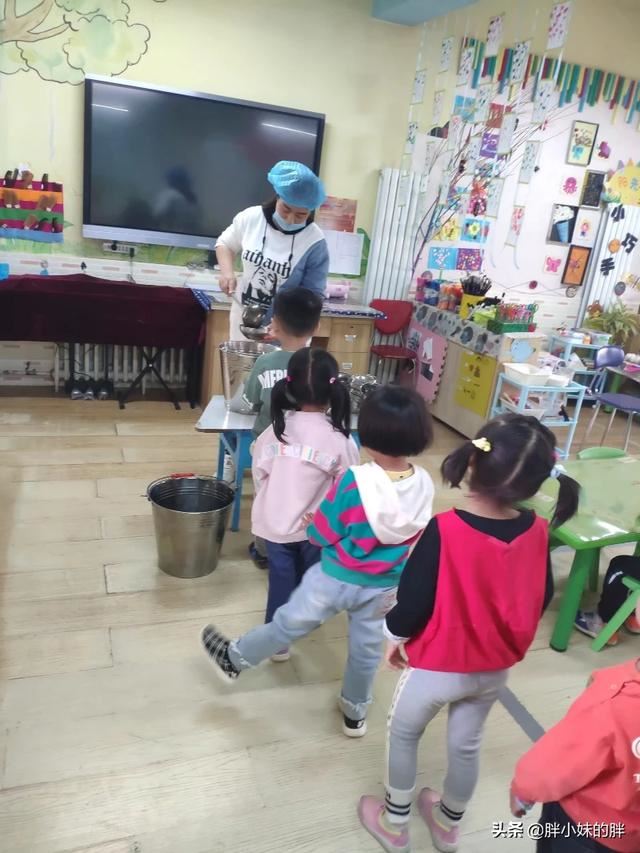 上幼儿园该不该给老师送礼？
