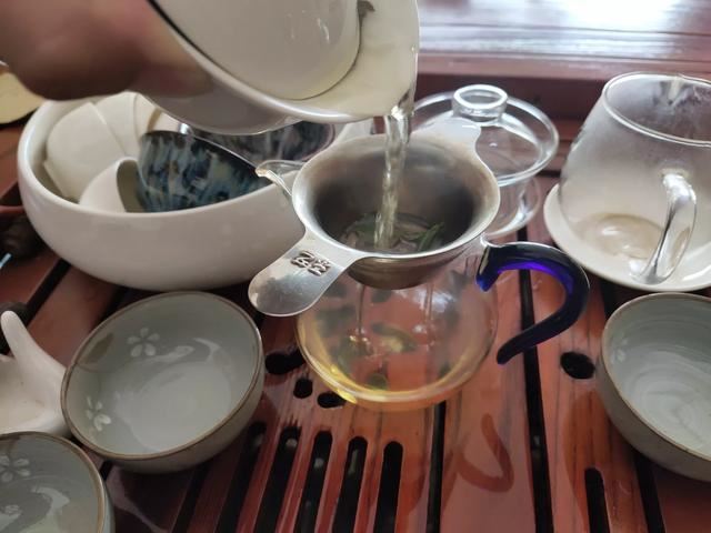 请问淘宝哪家茶叶店比较放心可信、我想买点茶叶？