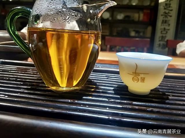 领导爱喝茶，想送点好茶叶，有没有什么高档的茶叶？