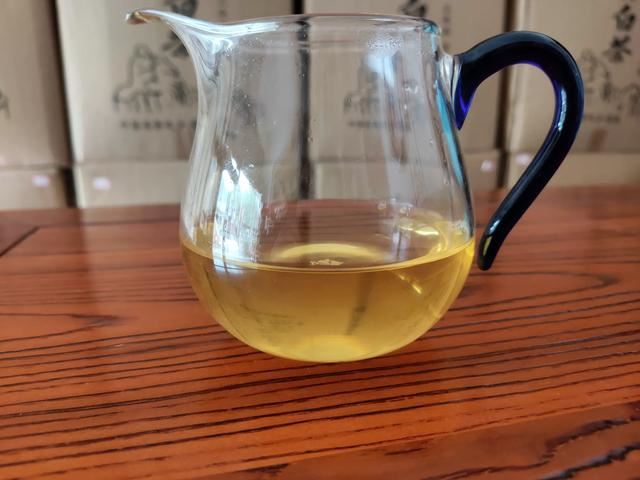 请问淘宝哪家茶叶店比较放心可信、我想买点茶叶？