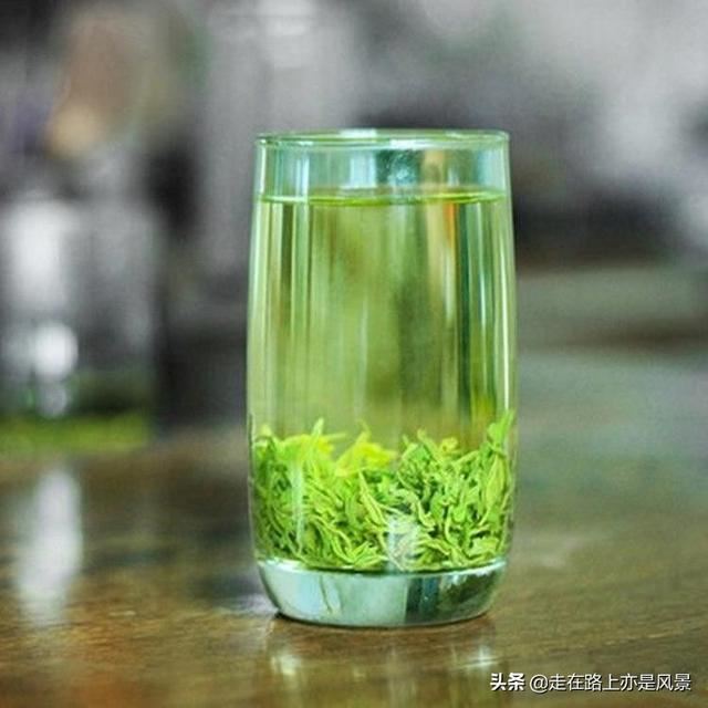 同事很喜欢喝茶，想送茶给她当礼物有什么好的推荐吗？