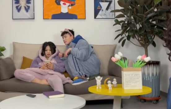 回答惹姐姐生气了怎么办啊?怎么哄她啊?