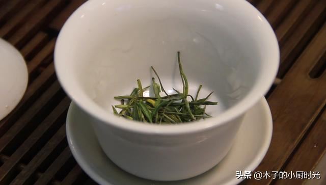 五十多岁的人适合喝什么茶想买给爸妈但不懂？