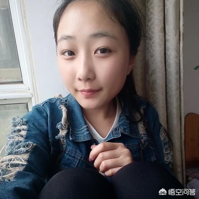 姐姐刚生完孩子一周要去看她送什么好呢？