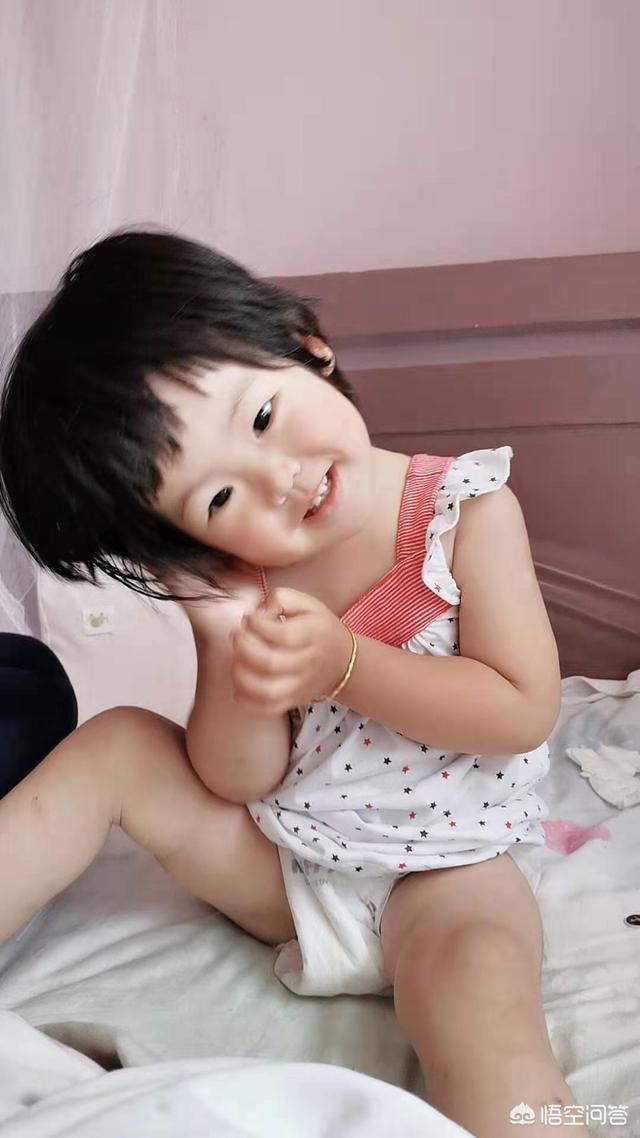 姐姐刚生完孩子一周要去看她送什么好呢？