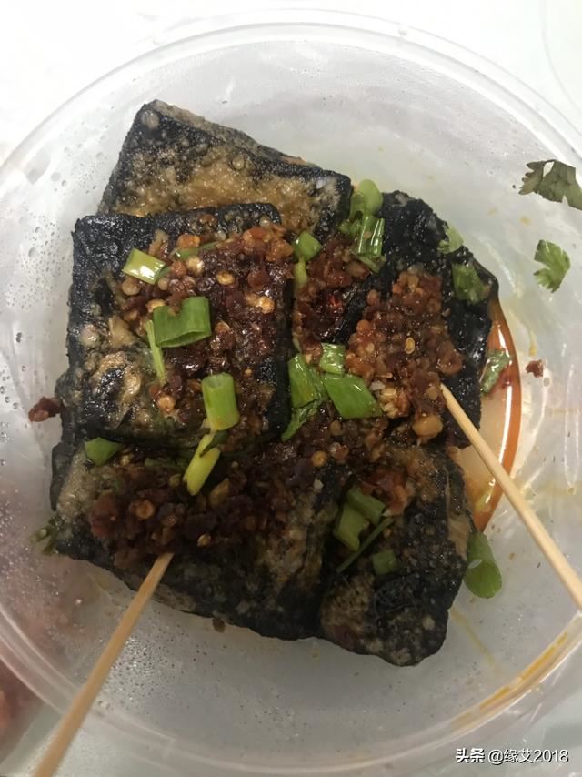 天津除了天津狗不理包子还有其他特产么？容易快递的？