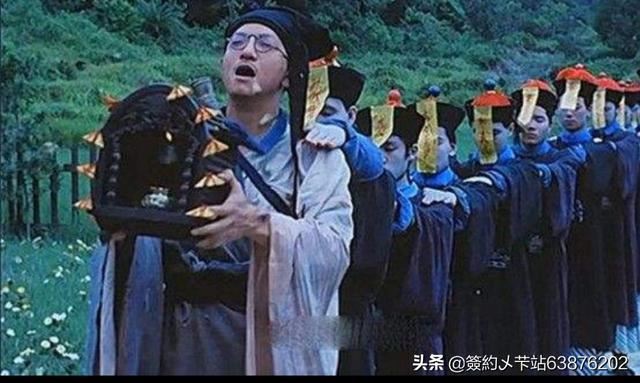 按中国的传统，老人去世，整个葬礼的流程是怎样的？