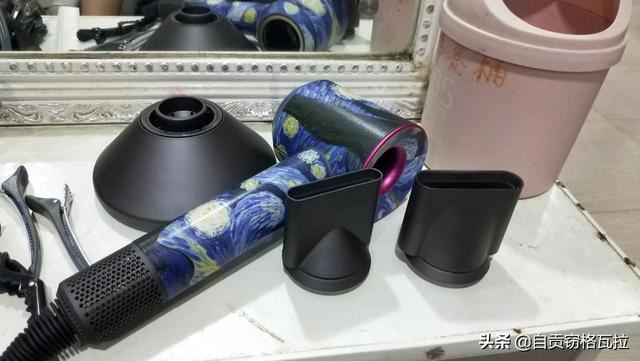 男朋友是发型师，生日应该送他什么礼物最合适？