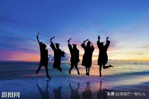作为大学生该如何孝敬父母？