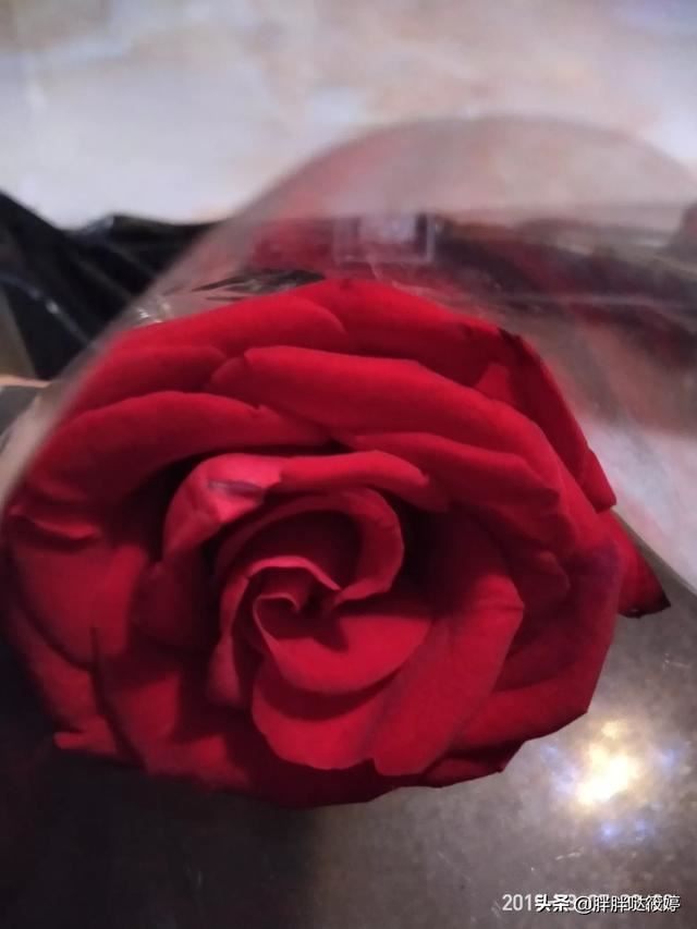 男朋友朋友生日送他什么礼物比较好呢？
