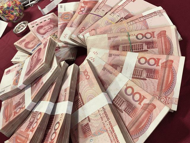 成熟性20岁女孩平时喜欢什么东西？