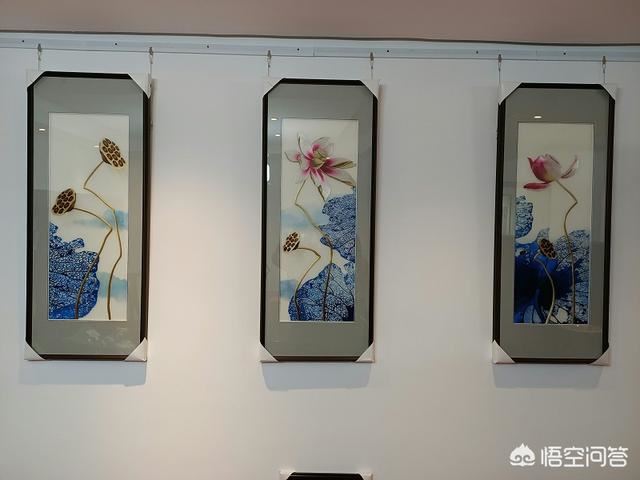 新婚应该送什么礼物给一对新人哦，是我比较好的一个朋友结婚的？