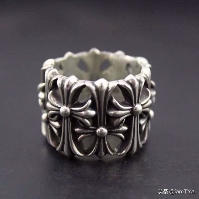 性格很中性的女孩子过生日送什么礼物比较好？