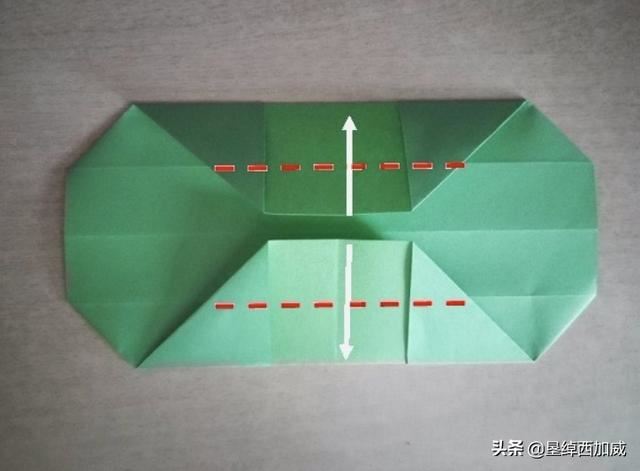 【折纸教程】怎样折一个礼品盒子？
