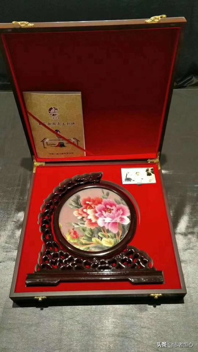 求介绍一些手工小礼品，可以送人的~？