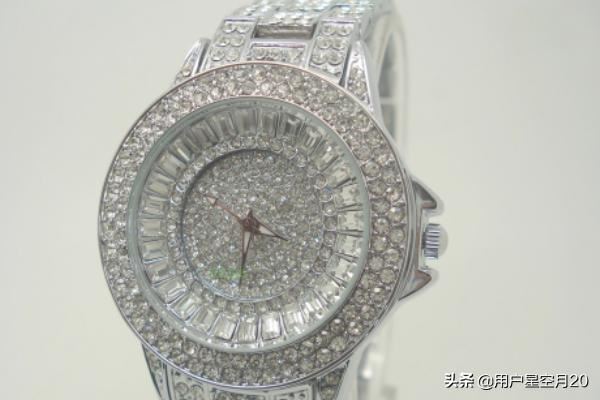 回答女朋友过生日千万不能送什么礼物?