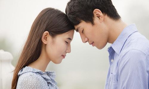 情商低嘴笨怎么哄男友？